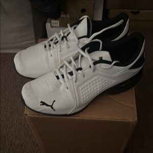 Puma Men's White and Black Sneakers